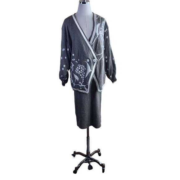 Vintage Austria Skirt Suit Cardigan Gray Cotton Silk Tailored Knit Size 8 - Picture 1 of 16